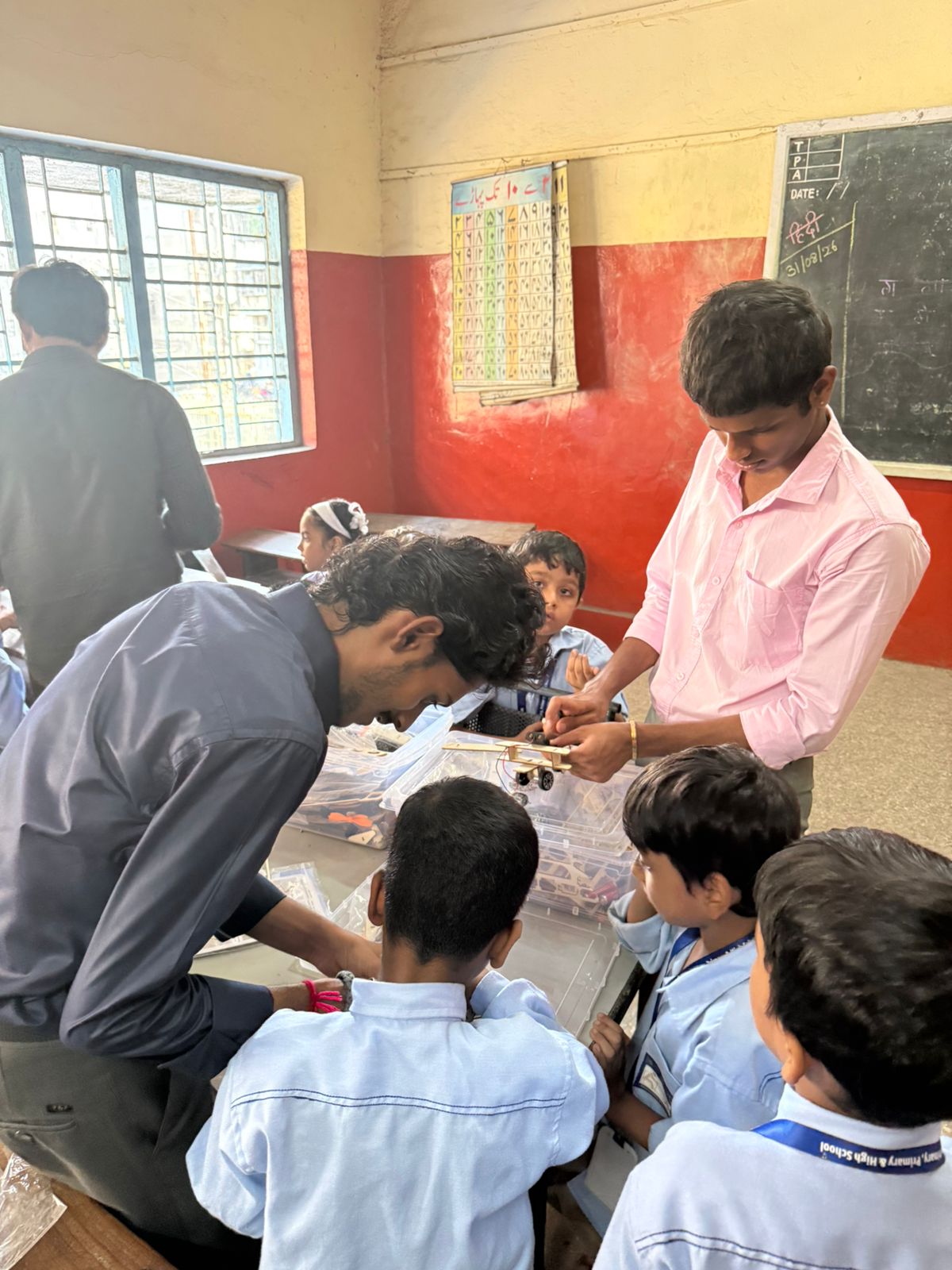 Hands-on Robotics Assembly